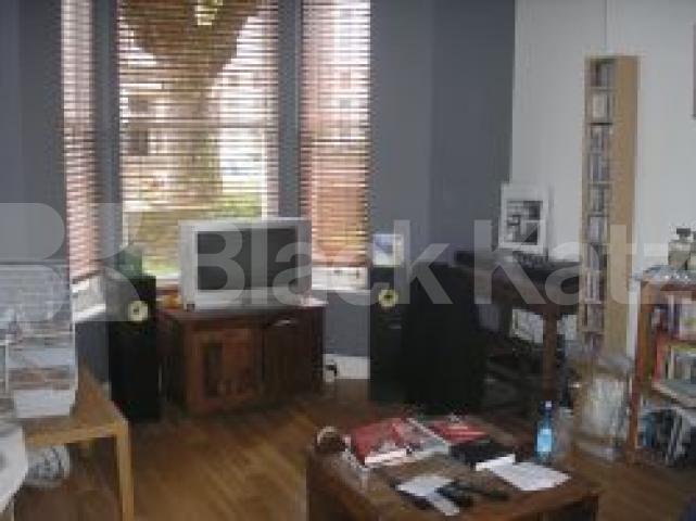 			1 Bedroom, 1 bath, 1 reception Flat			 Ashmore Road, MAIDA VALE W9